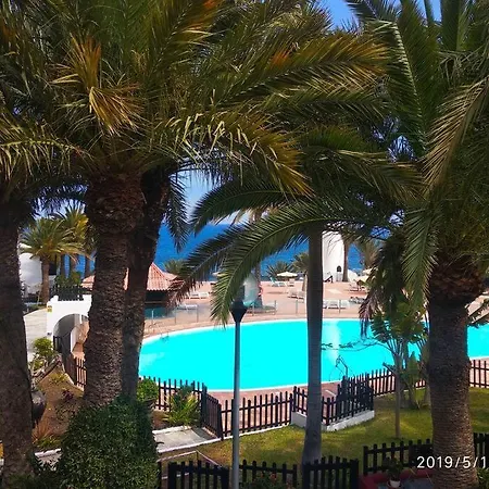 Sea View Luxury Apartment. 2 Bedroom Apartment *