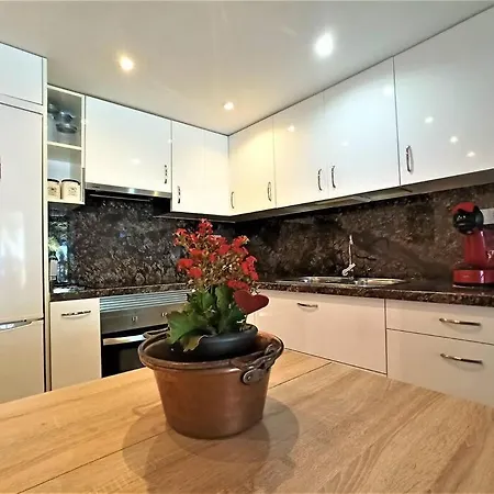 Sea View Luxury Apartment. 2 Bedroom Apartment